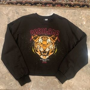 NWOT! DIVIDED H&M Sweatshirt Tiger S